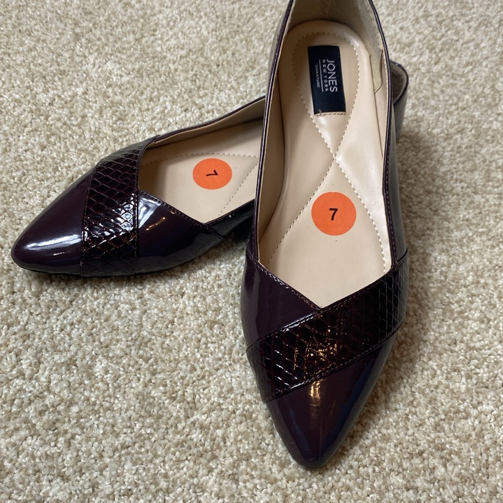 Jones, New York chocolate brown dressy flats